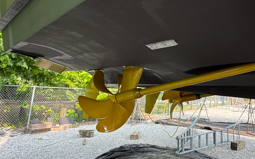 Boat repair 860 x 538